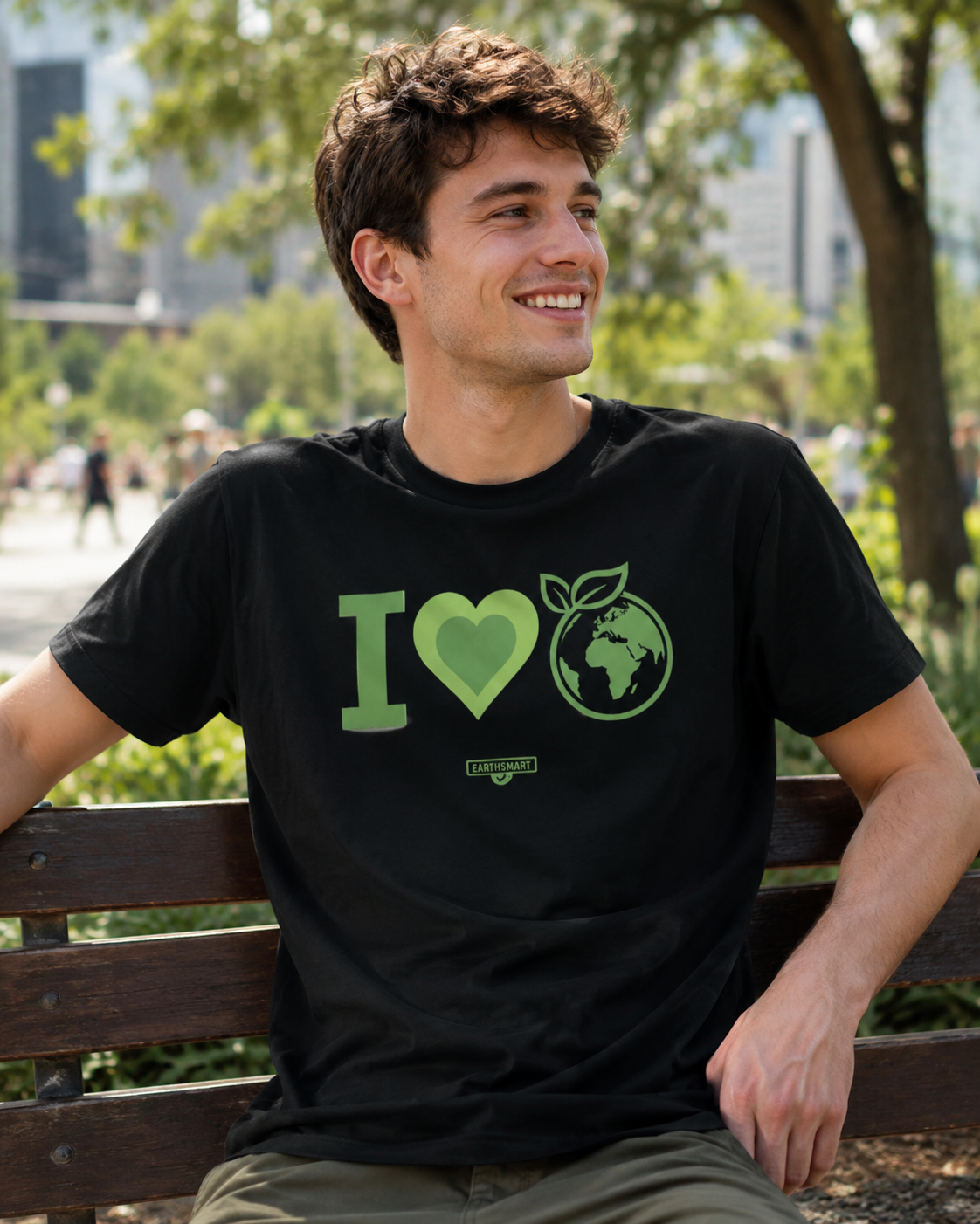 EARTHSMART 'I LOVE EARTH' ORGANIC 100% COTTON T-SHIRT.